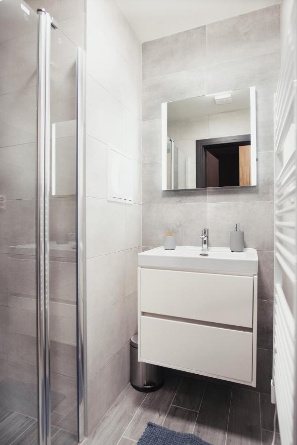 Apartmany Stiavnica & Durkova - Galeria Apartments Jasna Lucky เดมานอฟสกา โดลินา ภายนอก รูปภาพ