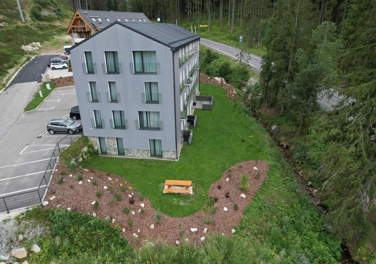 Apartmany Stiavnica & Durkova - Galeria Apartments Jasna Lucky เดมานอฟสกา โดลินา ภายนอก รูปภาพ